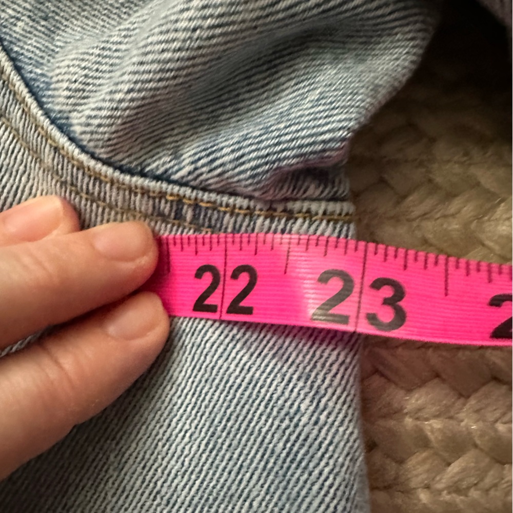 Aritzia TNA Oversized Denim Jacket - Picture 7 of 7